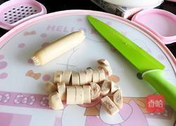 宝宝鱼肠蝴蝶面的做法图解3