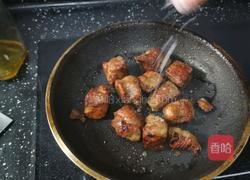 煎牛腩的做法图解5