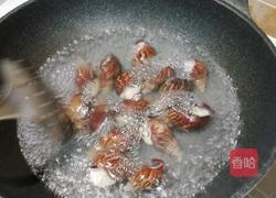 爆炒白玉蜗牛的做法图解2