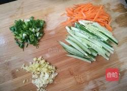 大碗宽面的做法图解2