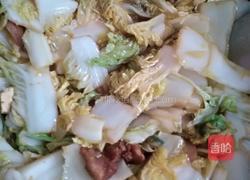 白菜五花肉炖豆腐粉条的做法图解4