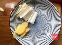 电饭煲鸡腿的做法图解3