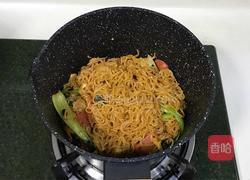 老干妈炒泡面的做法图解8