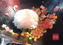 牛肉肠炒饭的做法图解5