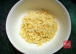 辣椒酱豆芽拌面的做法图解9