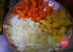 俄式红烩泥肠的做法图解2