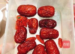 牛奶红枣炖鱼胶的做法图解4