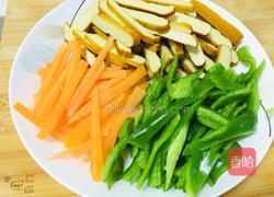 豆干炒青椒的做法图解3