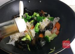 双耳炒西蓝花的做法图解8