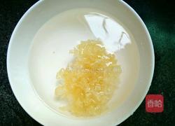 红枣银耳羹的做法图解2