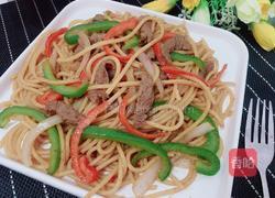 黑椒牛柳丝炒意粉的做法图解8