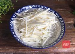 茭白炒肉丝的做法图解3