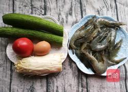 丝瓜虾滑汤的做法图解1