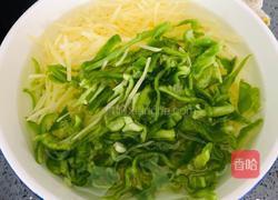 青椒土豆丝的做法图解1