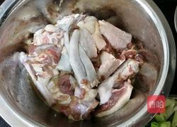 酱焖鹅的做法图解1