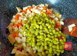 毛豆子炒三丁的做法图解8
