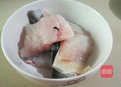 龙利鱼豆腐汤的做法图解1