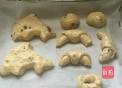 奶香葡萄干面包的做法图解8