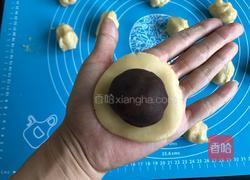 蛋黄月饼(螃蟹造型)的做法图解6
