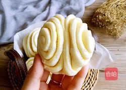 奶香花卷的做法图解16