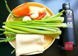 凉拌豆皮的做法图解2