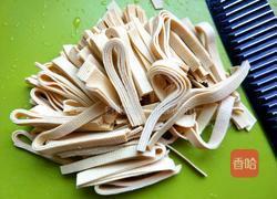 凉拌豆皮的做法图解3