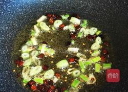 虾酱鸡蛋炒四季豆的做法图解3