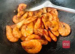 Illustration of home-style fried shrimp 9