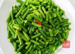 清炒长豆角的做法图解2
