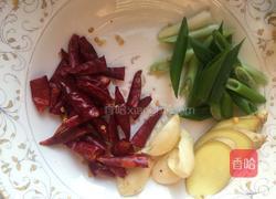 香菇鸡块的做法图解4