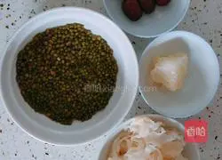 Tremella Mung Bean Soup Illustration 1