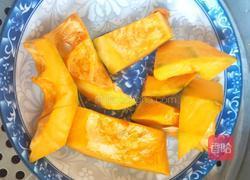 既可以当减肥早餐吃又可以当下午甜点消灭家里剩余南瓜～南瓜奶昔的做法图解3