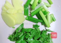 冬瓜薏仁鲫鱼汤的做法图解4