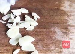 双椒爆冬瓜的做法图解2