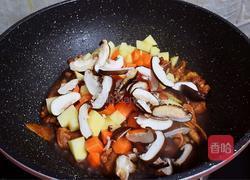 香菇鸡腿焖饭的做法图解6