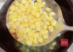 西兰花玉米芝士饭团的做法图解3