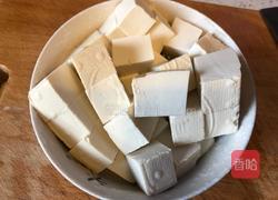 胡萝卜丝烧豆腐的做法图解2