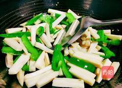 青椒素炒杏鲍菇的做法图解8