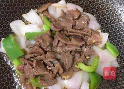 洋葱炒牛肉的做法图解5