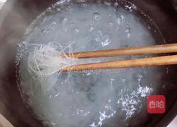 玉米鳕鱼粉丝煲的做法图解4