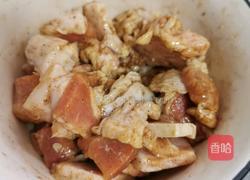 猪肉白菜炖粉条的做法图解2