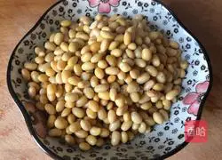 Illustration of how to cook soybeans and celery 3