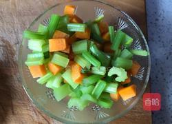 黄豆炒芹菜的做法图解6