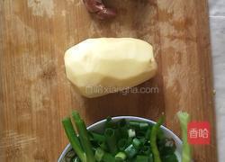 干锅土豆片的做法图解1