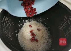 百合莲子赤豆养颜粥的做法图解4