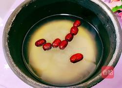 薏米红枣小米粥的做法图解5