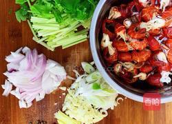 爆炒虾尾的做法图解1