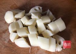 黄豆莲藕排骨汤的做法图解2