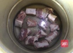 黄豆莲藕排骨汤的做法图解4