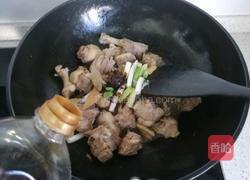 玉米鸭腿煲的做法图解12